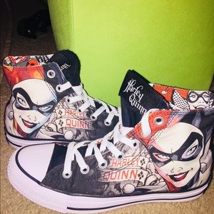 Rare NWOT CONVERSE Harley Quinn 6.5 fits like a 7